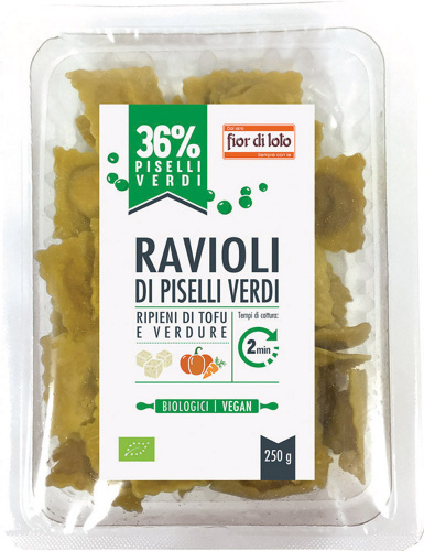 Ravioli di piselli verdi con tofu e verdure