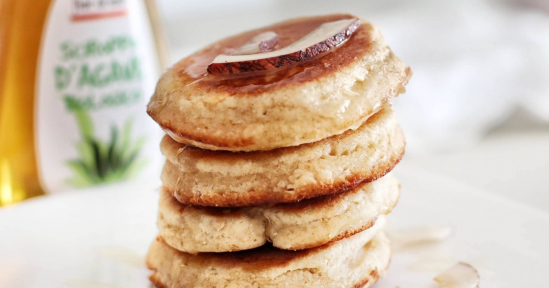 PANCAKE COCCO E AVENA DOLCIFICATI CON SCIROPPO D'AGAVE