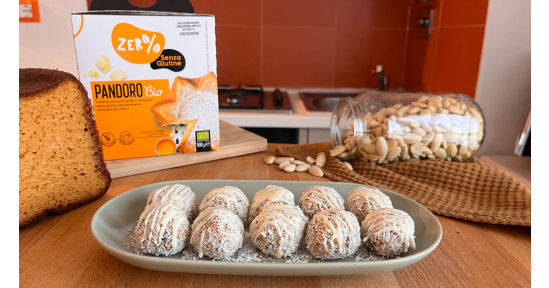 Tartufini di pandoro al cocco senza glutine