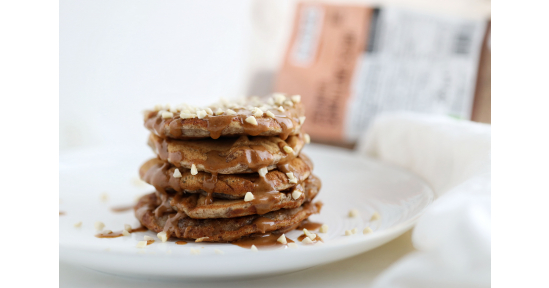 PANCAKE CON FARINA DI SEMI DI LINO SCURI